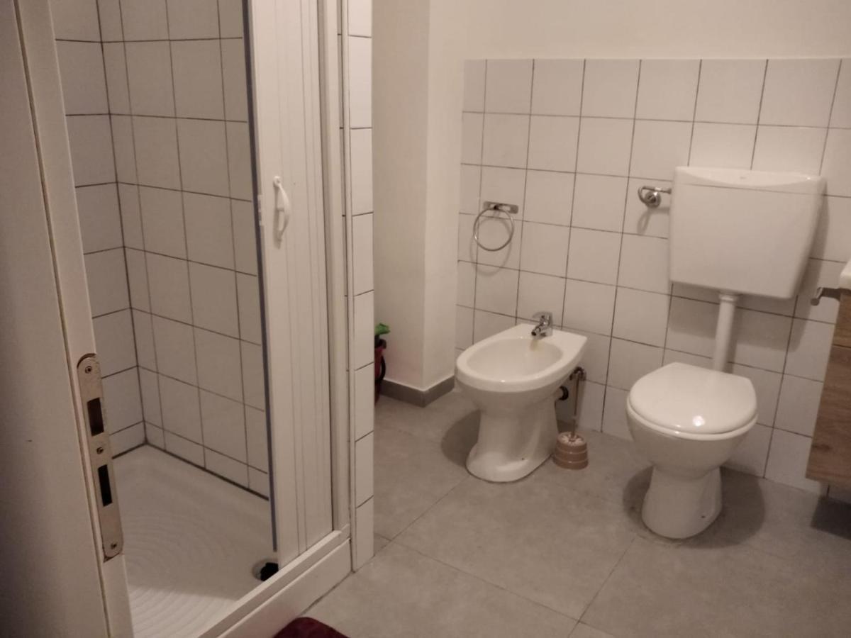 Appartamento Casa Carina In Centro Palermo Esterno foto